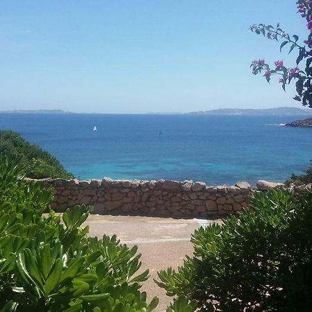 Appartamento Fronte Mare Санта Тереза Галура Екстериор снимка